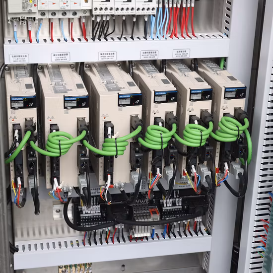 Tagliatelle istantanee per biscotti automatici, torta chapati, pane, cibo, imballaggio servo per cuscino/pacchetto di avvolgimento a flusso, gruppo secondario, sigillatrice per imballaggi familiari